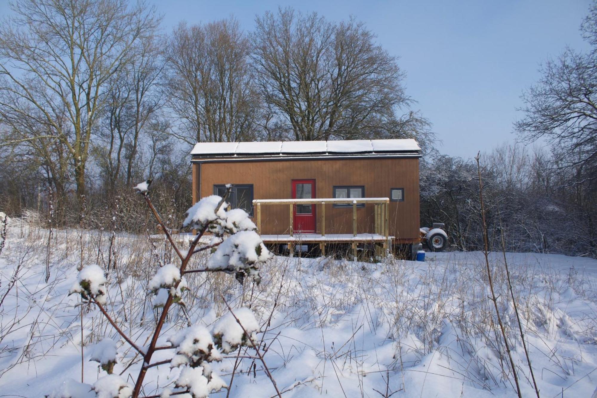 Tiny House Les Jours Heureux Sejour Nature Pres De Dinant Et Des Lacs De L Eau D Heure Villers-le-Gambon Extérieur photo