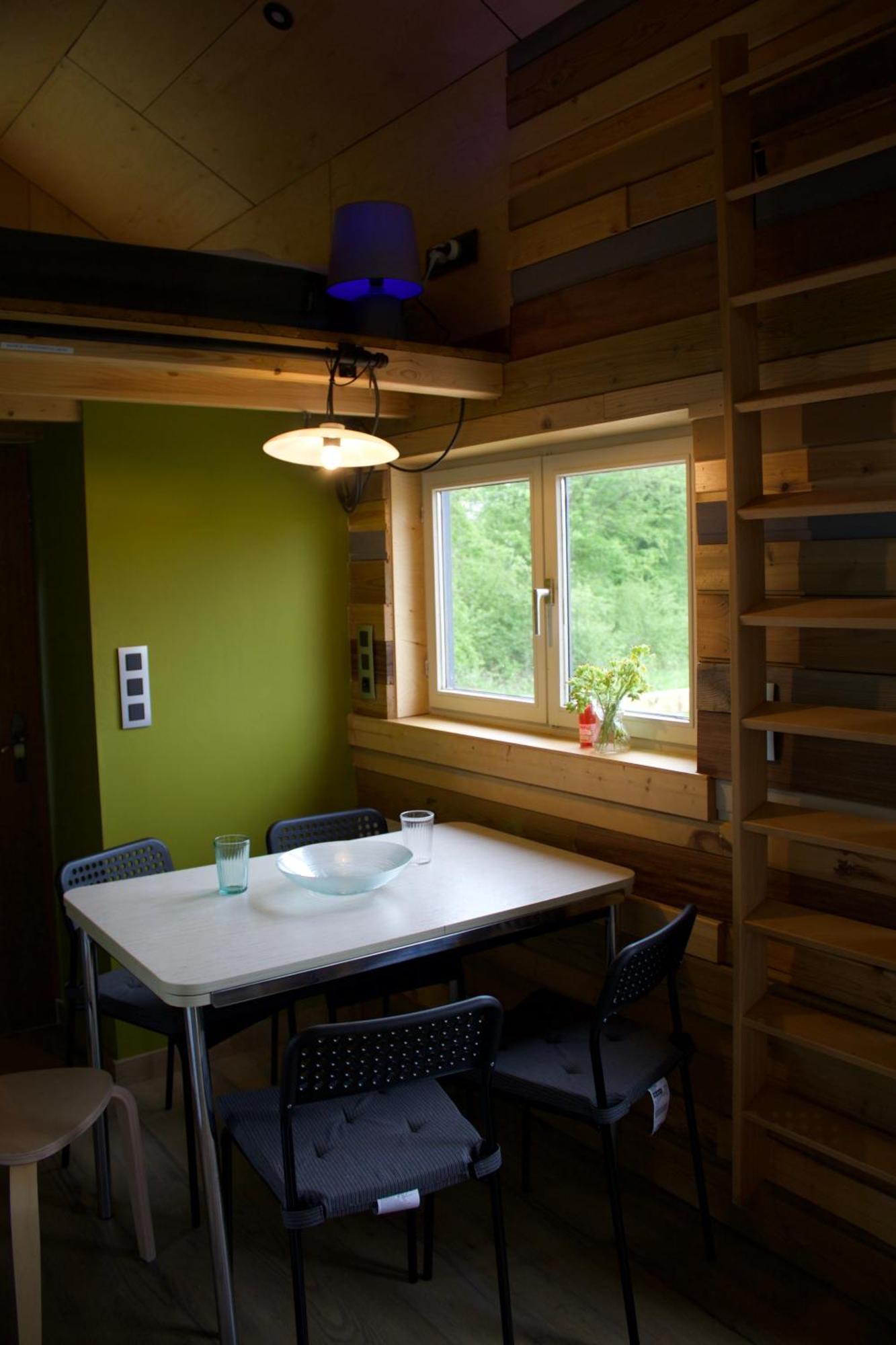 Tiny House Les Jours Heureux Sejour Nature Pres De Dinant Et Des Lacs De L Eau D Heure Villers-le-Gambon Extérieur photo